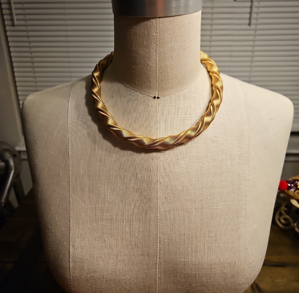NWT Chico's Necklace
